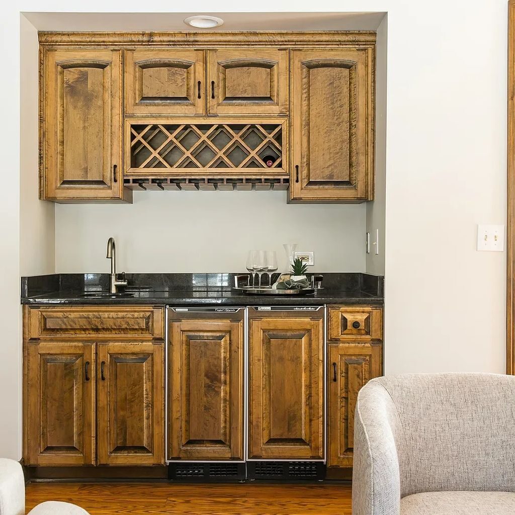 The Home in Hinsdale is designed for formal entertaining or casual every day living, now available for sale. This home located at 904 S Park Ave, Hinsdale, Illinois