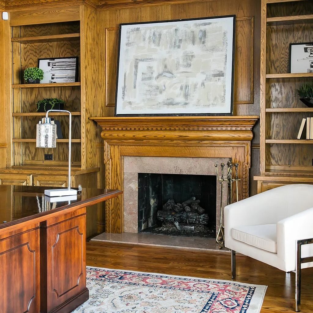 The Home in Hinsdale is designed for formal entertaining or casual every day living, now available for sale. This home located at 904 S Park Ave, Hinsdale, Illinois