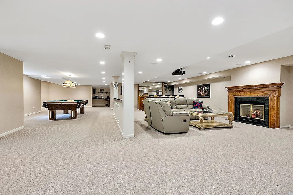The Home in Hinsdale is designed for formal entertaining or casual every day living, now available for sale. This home located at 904 S Park Ave, Hinsdale, Illinois