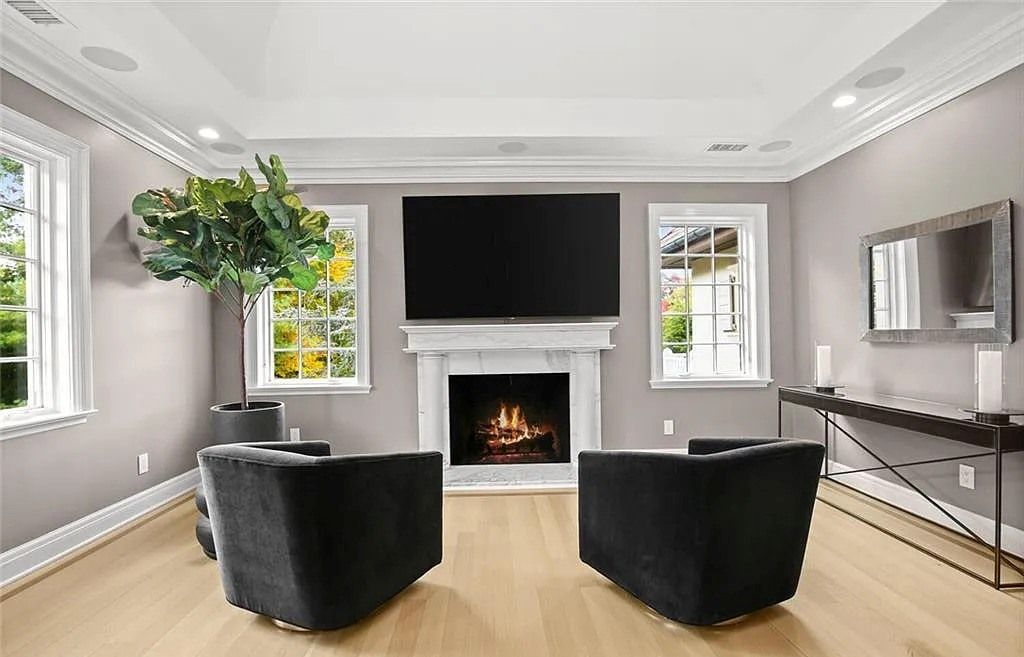 The Chateau in Armonk exudes warmth and luxurious comfort from the minute you enter, now available for sale. This home located at 4 Cowdray Park Drive, Armonk, New York