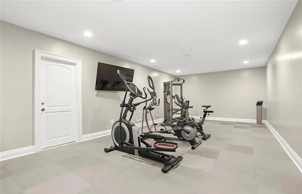 The Chateau in Armonk exudes warmth and luxurious comfort from the minute you enter, now available for sale. This home located at 4 Cowdray Park Drive, Armonk, New York