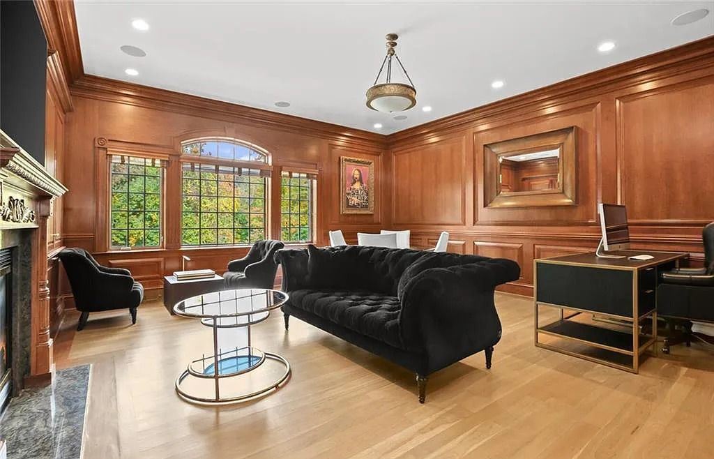The Chateau in Armonk exudes warmth and luxurious comfort from the minute you enter, now available for sale. This home located at 4 Cowdray Park Drive, Armonk, New York