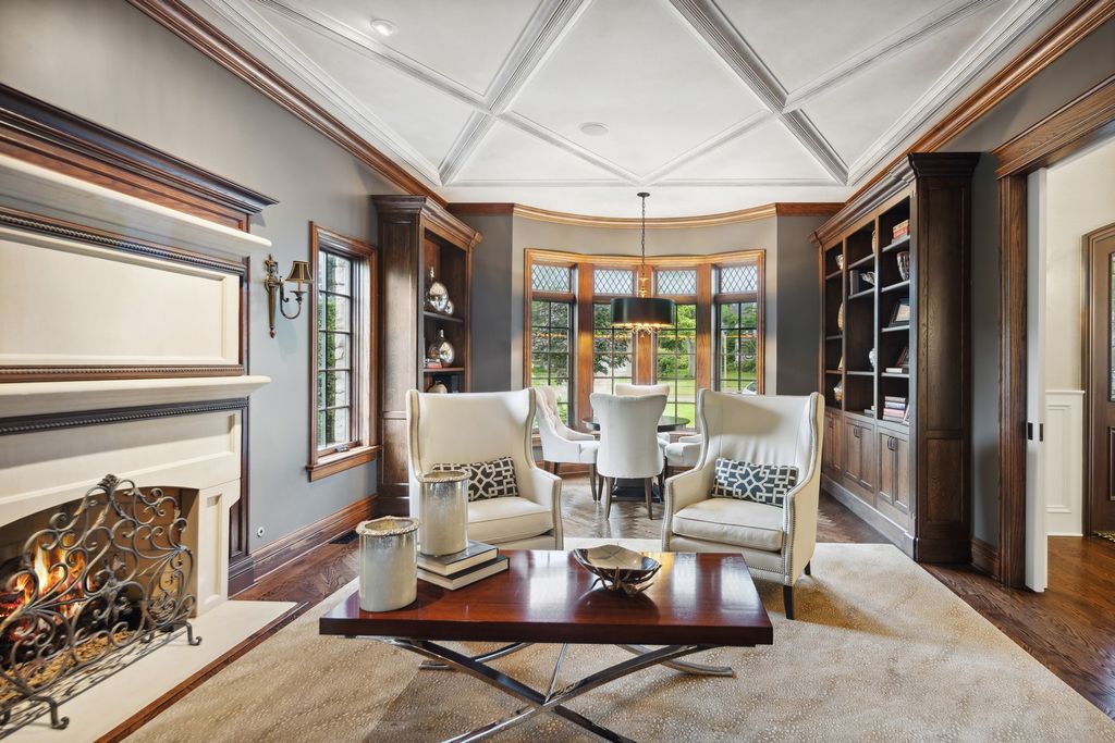 The Home in Elmhurst is an absolute masterpiece with a design perfect for everyday living as well as entertaining at every scale, now available for sale. This home located at 275 S Arlington Ave, Elmhurst, Illinois