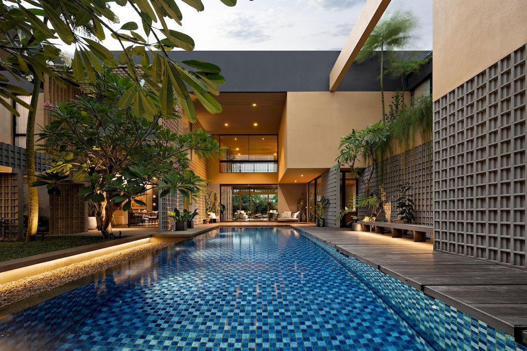 The Gritted Grid House with opulence and charm nature by Gets Architects 22