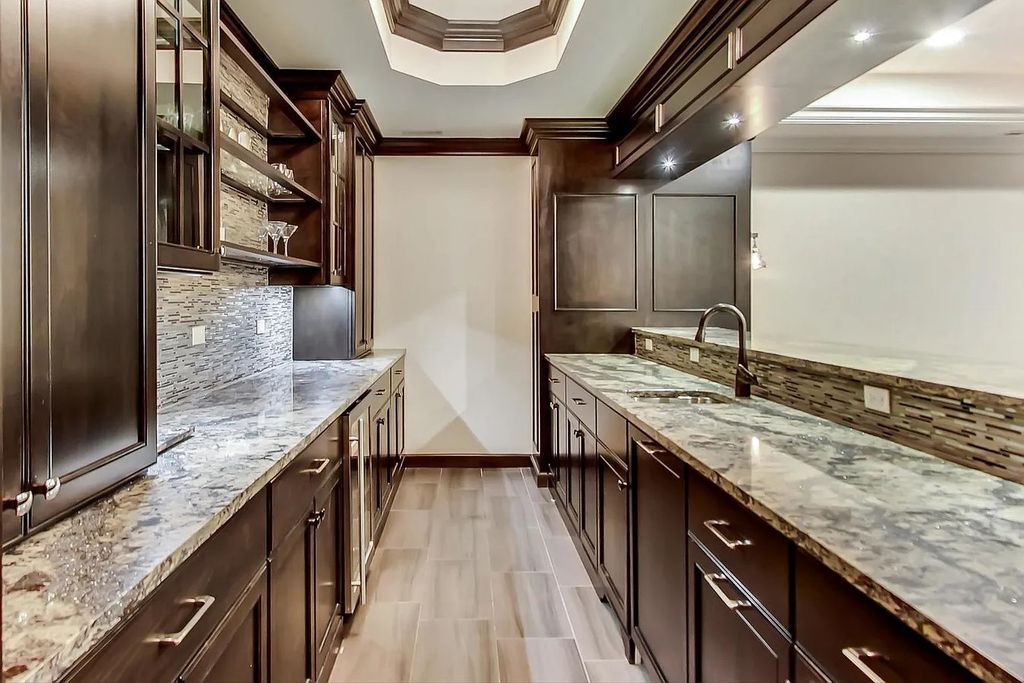 The House in Naperville is a stunning custom home built by a local luxury builder, now available for sale. This home located at 960 E Porter Ave, Naperville, Illinois