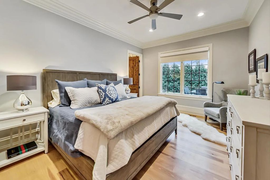The House in Naperville is a stunning custom home built by a local luxury builder, now available for sale. This home located at 960 E Porter Ave, Naperville, Illinois