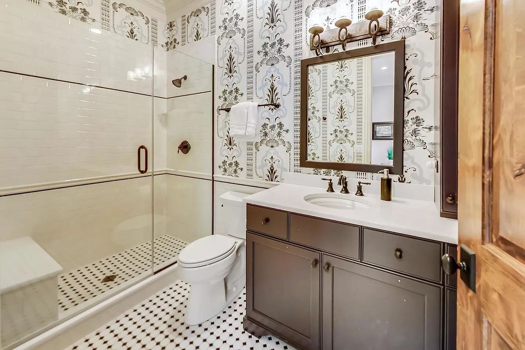 The House in Naperville is a stunning custom home built by a local luxury builder, now available for sale. This home located at 960 E Porter Ave, Naperville, Illinois