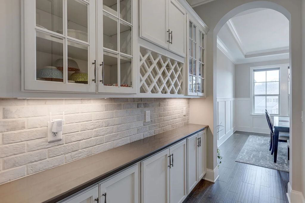 The Estate in Brentwood is a luxurious home offering endless opportunities for entertainment and relaxation now available for sale. This home located at 1933 Parade Dr, Brentwood, Tennessee; offering 05 bedrooms and 05 bathrooms with 4,939 square feet of living spaces.