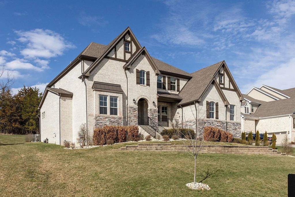 The Estate in Brentwood is a luxurious home offering endless opportunities for entertainment and relaxation now available for sale. This home located at 1933 Parade Dr, Brentwood, Tennessee; offering 05 bedrooms and 05 bathrooms with 4,939 square feet of living spaces.
