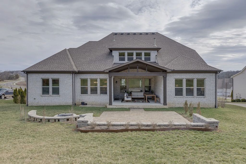 The Estate in Brentwood is a luxurious home offering endless opportunities for entertainment and relaxation now available for sale. This home located at 1933 Parade Dr, Brentwood, Tennessee; offering 05 bedrooms and 05 bathrooms with 4,939 square feet of living spaces.