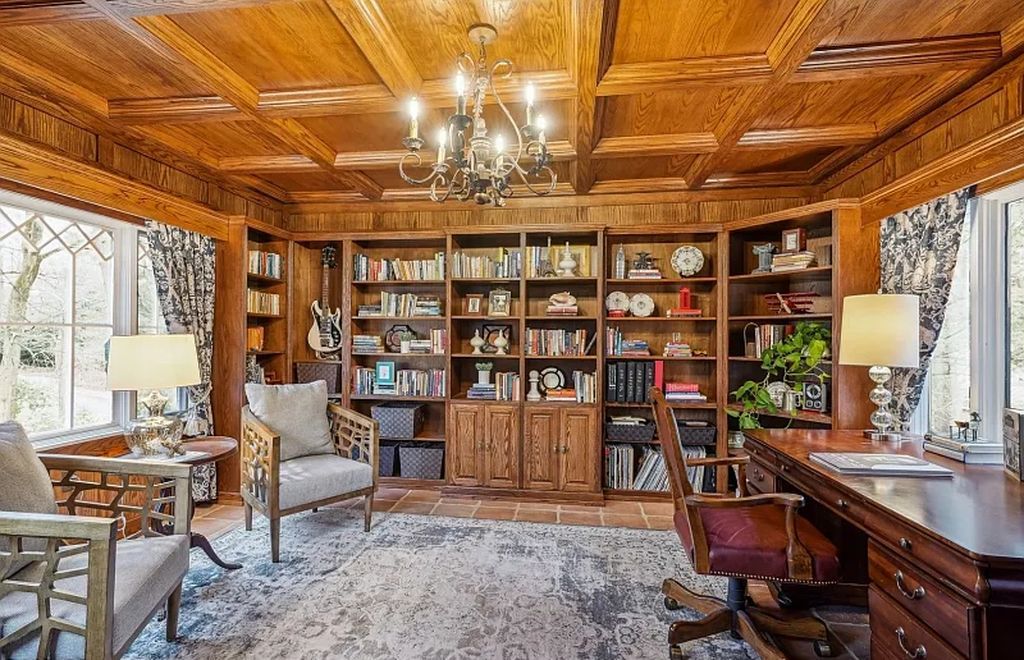 The Estate in Millburn Twp. is a luxurious home replete with both historic and modern beauty now available for sale. This home located at 16 West Road, Millburn Twp., New Jersey; offering 06 bedrooms and 06 bathrooms with 1.03 acres of land.