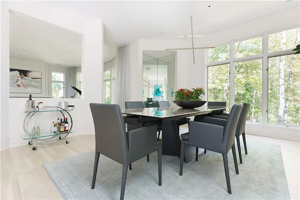 The Estate in Sandy Springs is a luxurious home emphasizing the connection between contemporary architecture and beautiful outdoor spaces now available for sale. This home located at 45 Finch Forest Trl, Sandy Springs, Georgia; offering 04 bedrooms and 07 bathrooms with 7,351 square feet of living spaces.