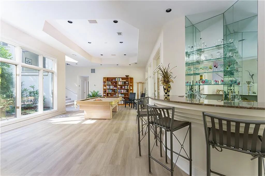 The Estate in Sandy Springs is a luxurious home emphasizing the connection between contemporary architecture and beautiful outdoor spaces now available for sale. This home located at 45 Finch Forest Trl, Sandy Springs, Georgia; offering 04 bedrooms and 07 bathrooms with 7,351 square feet of living spaces.