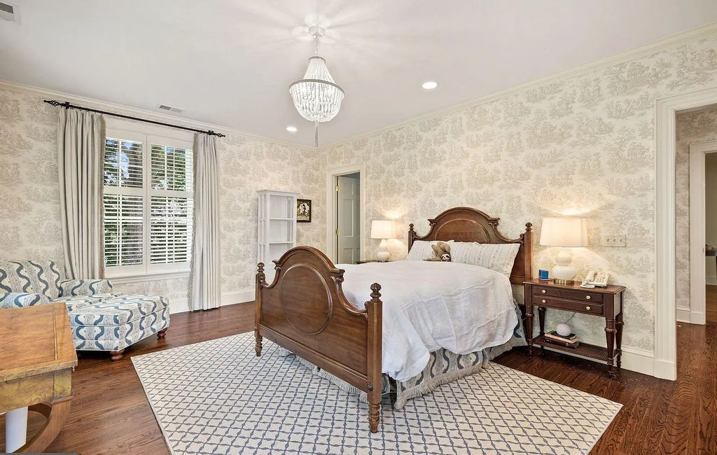 The Estate in Potomac is a luxurious home set on private lot with mature trees and professionally designed landscaping now available for sale. This home located at 9000 Congressional Pkwy, Potomac, Maryland; offering 06 bedrooms and 10 bathrooms with 14,745 square feet of living spaces.