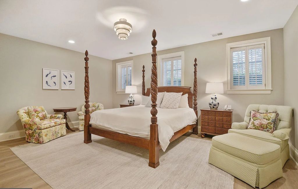 The Estate in Potomac is a luxurious home set on private lot with mature trees and professionally designed landscaping now available for sale. This home located at 9000 Congressional Pkwy, Potomac, Maryland; offering 06 bedrooms and 10 bathrooms with 14,745 square feet of living spaces.