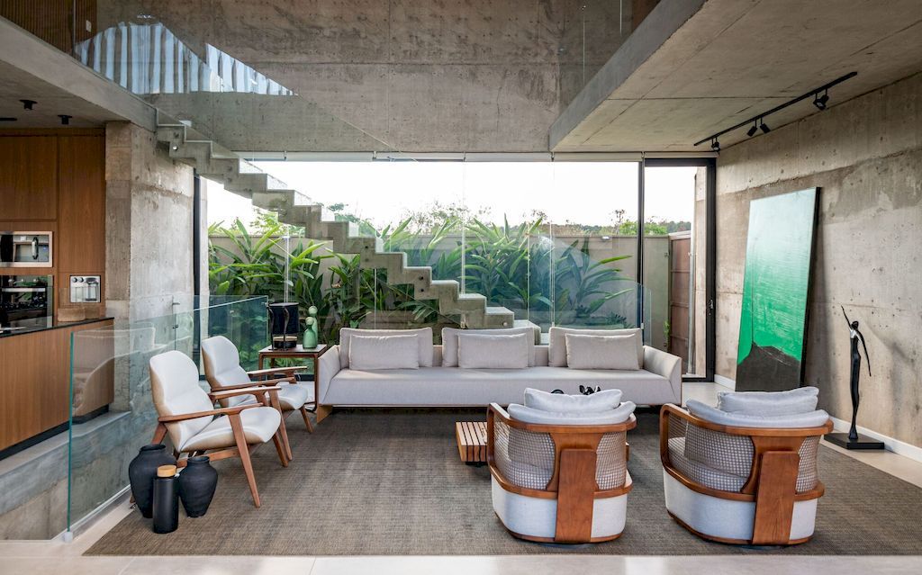 U House with Welcoming Environment by Caio Persighini Arquitetura 20