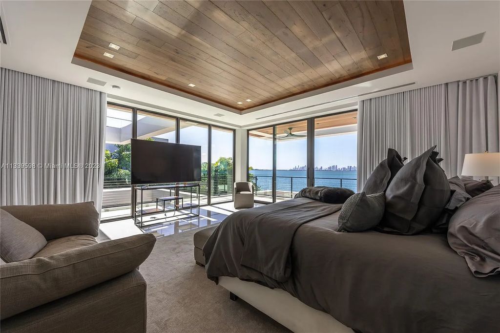 5718 N Bay Road, Miami Beach, Florida, is the perfect residence for luxury living. It features high-luxury furnishings and unmatched indoor/outdoor living spaces.