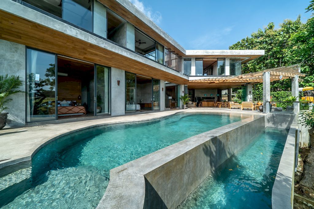 BPE House, blend of sustainable living and nature by Bali Gedeg Builders