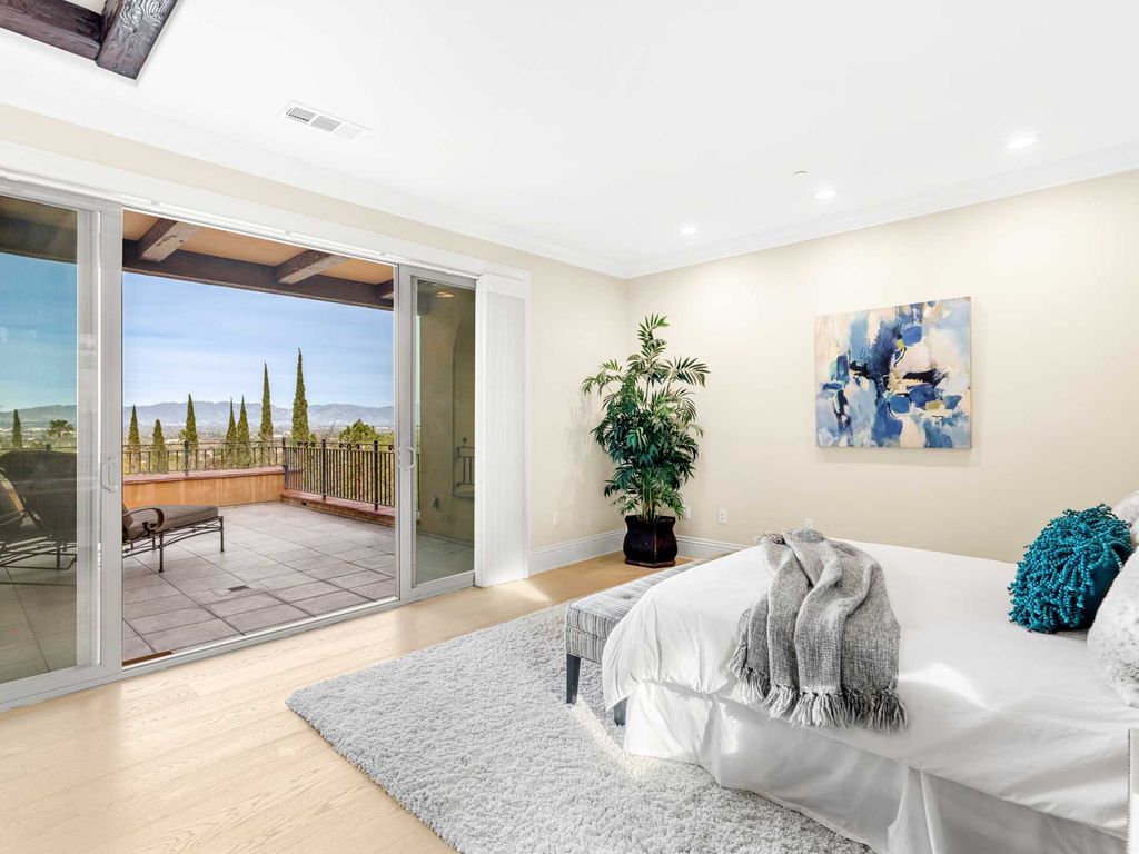 This beautiful Tuscany-inspired estate is located at 19609 W Citrus Ridge Dr, Tarzana, California. Built in 2015, the property sits on a vast 1.66-acre lot and boasts sweeping city light views. The house features 5 bedrooms and 7 bathrooms, with a living area of 6,581 square feet. 