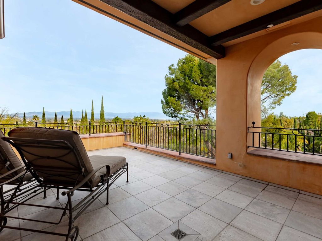 This beautiful Tuscany-inspired estate is located at 19609 W Citrus Ridge Dr, Tarzana, California. Built in 2015, the property sits on a vast 1.66-acre lot and boasts sweeping city light views. The house features 5 bedrooms and 7 bathrooms, with a living area of 6,581 square feet. 