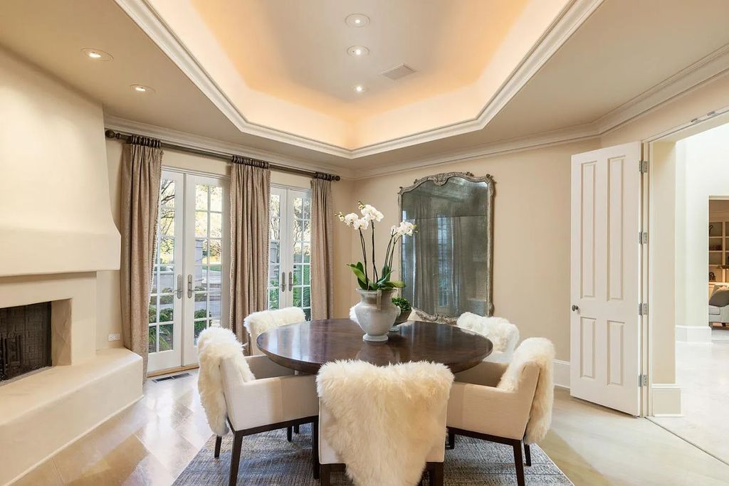 3410 Seventeen Mile Drive positioned on the 12th hole of the renowned Pebble Beach Golf Links, this property sits on a beautifully manicured 2.42-acre parcel, making it one of the largest properties on the course. The estate offers a gated entrance, ensuring privacy and security for its residents.
