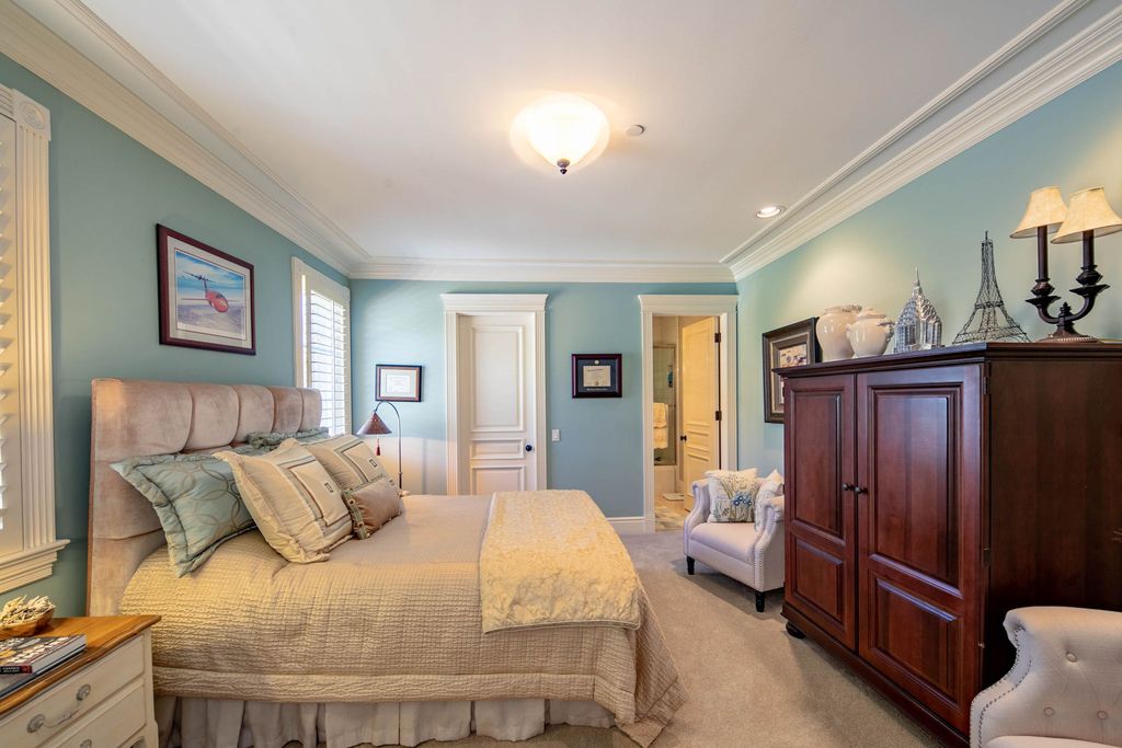 This North-facing French-inspired estate is located in the prestigious Bradbury Estates, an exclusive equestrian and estate community close to L.A., Pasadena, and the Santa Anita Race Track. Built in 2000 by Mur-sol, this custom estate boasts 6 bedrooms with walk-in closets, including a downstairs guest wing with a private bath, and a library.