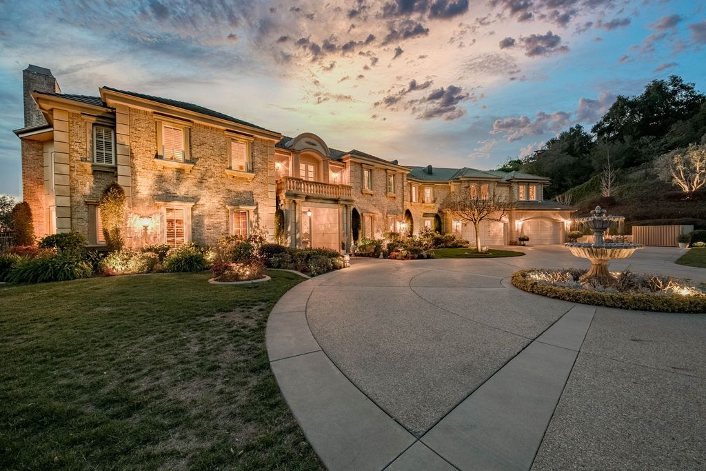 This North-facing French-inspired estate is located in the prestigious Bradbury Estates, an exclusive equestrian and estate community close to L.A., Pasadena, and the Santa Anita Race Track. Built in 2000 by Mur-sol, this custom estate boasts 6 bedrooms with walk-in closets, including a downstairs guest wing with a private bath, and a library.