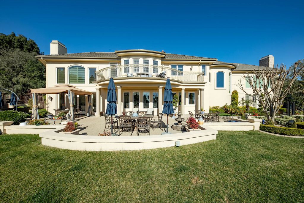 This North-facing French-inspired estate is located in the prestigious Bradbury Estates, an exclusive equestrian and estate community close to L.A., Pasadena, and the Santa Anita Race Track. Built in 2000 by Mur-sol, this custom estate boasts 6 bedrooms with walk-in closets, including a downstairs guest wing with a private bath, and a library.