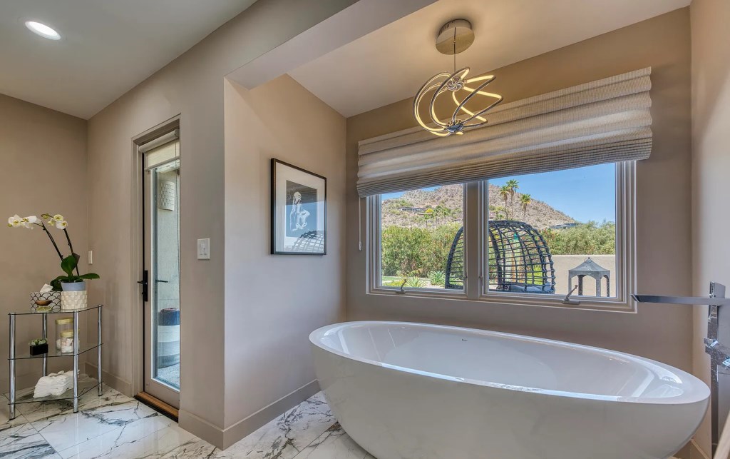 4630 E Clearwater Pkwy Paradise Valley AZ 85253 11