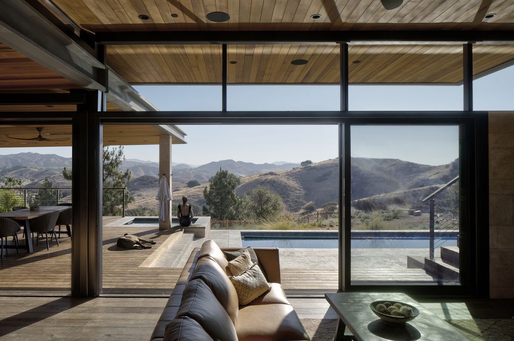 Arroyo Oak House, open & transparent project by Aaron Neubert Architects