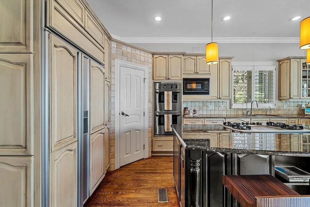 The Estate in Charlotte embodies modern luxury & amenities, now available for sale. This home located at 6312 Mitchell Hollow Rd, Charlotte, North Carolina