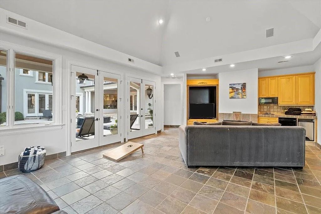 The Estate in Charlotte embodies modern luxury & amenities, now available for sale. This home located at 6312 Mitchell Hollow Rd, Charlotte, North Carolina