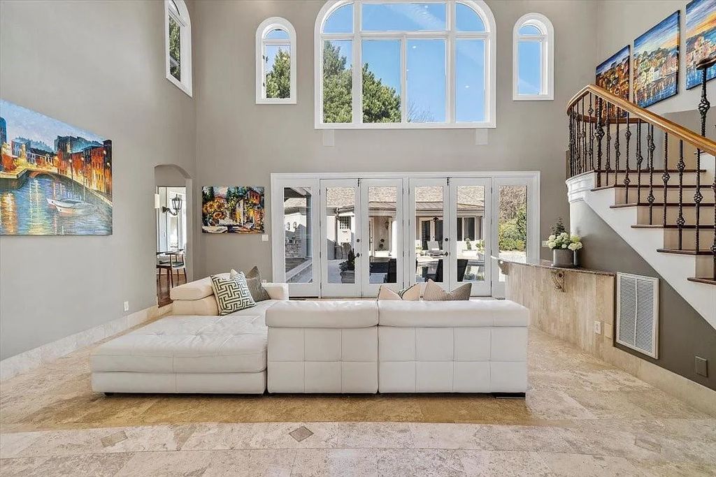 The Estate in Charlotte embodies modern luxury & amenities, now available for sale. This home located at 6312 Mitchell Hollow Rd, Charlotte, North Carolina
