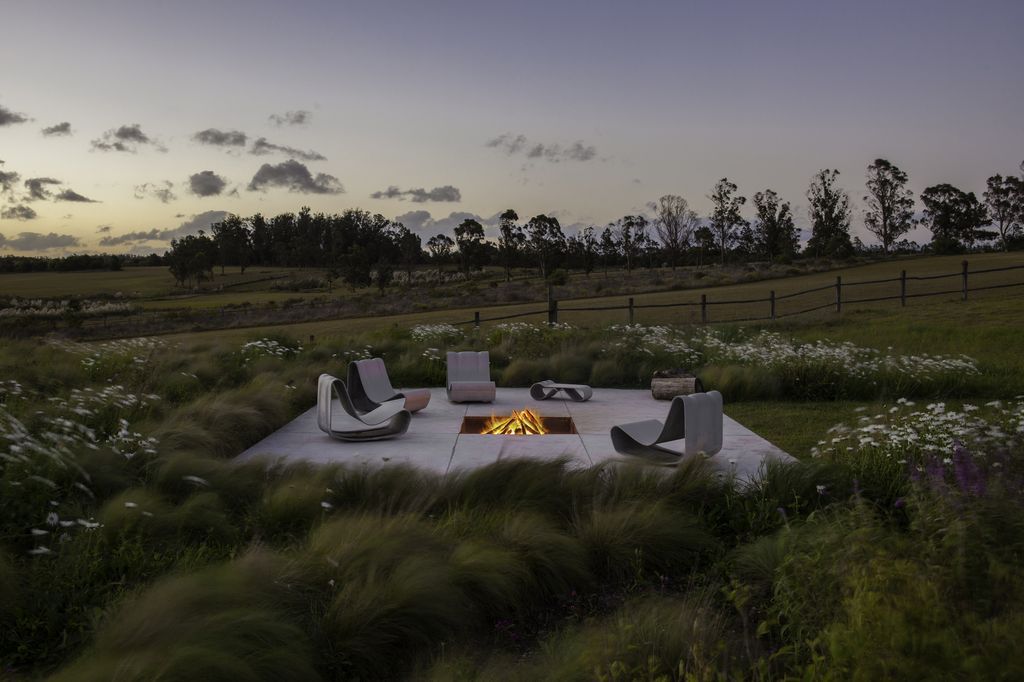 Buried House, a Stunning Beach House in Uruguay by Kallos Turin