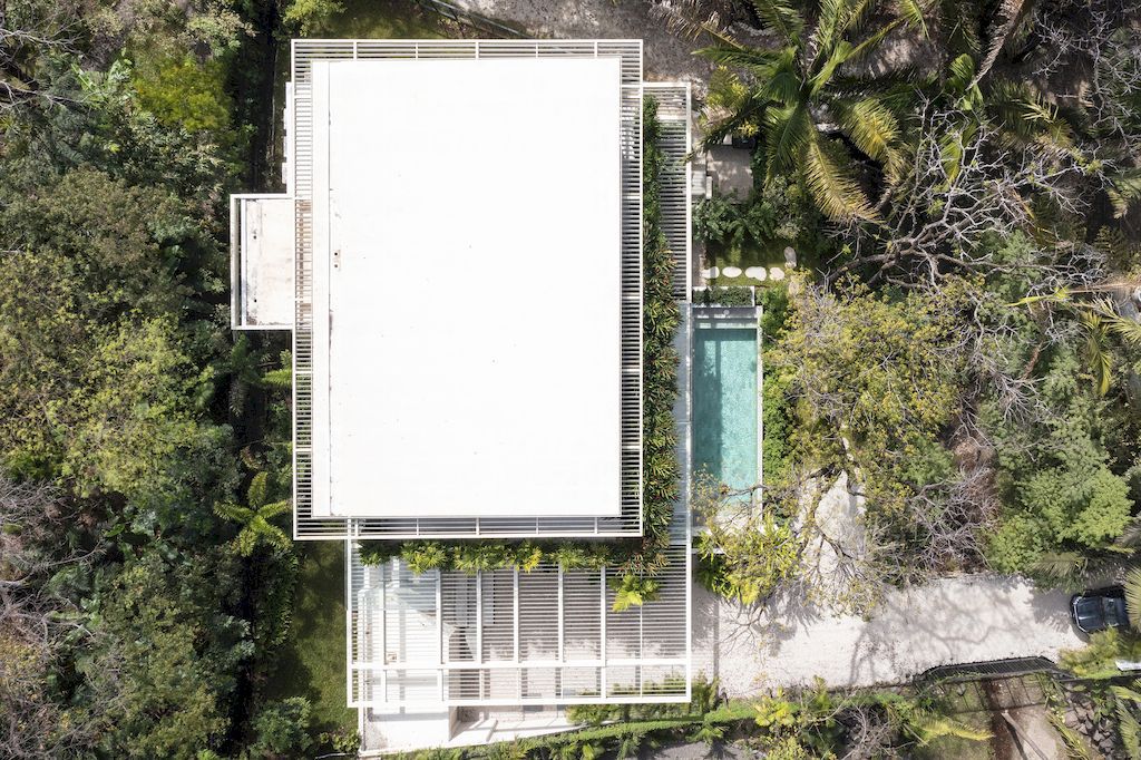 Casa Azucar an Oasis Blends Indoor and Outdoor Living by Studio Saxe 27