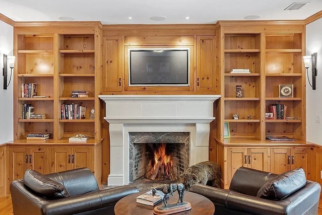 The Property in Sudbury is one of a kind property with masterfully designed, meticulously built and completed in 2006, now available for sale. This home located at 249 Dutton Rd, Sudbury, Massachusetts; 
