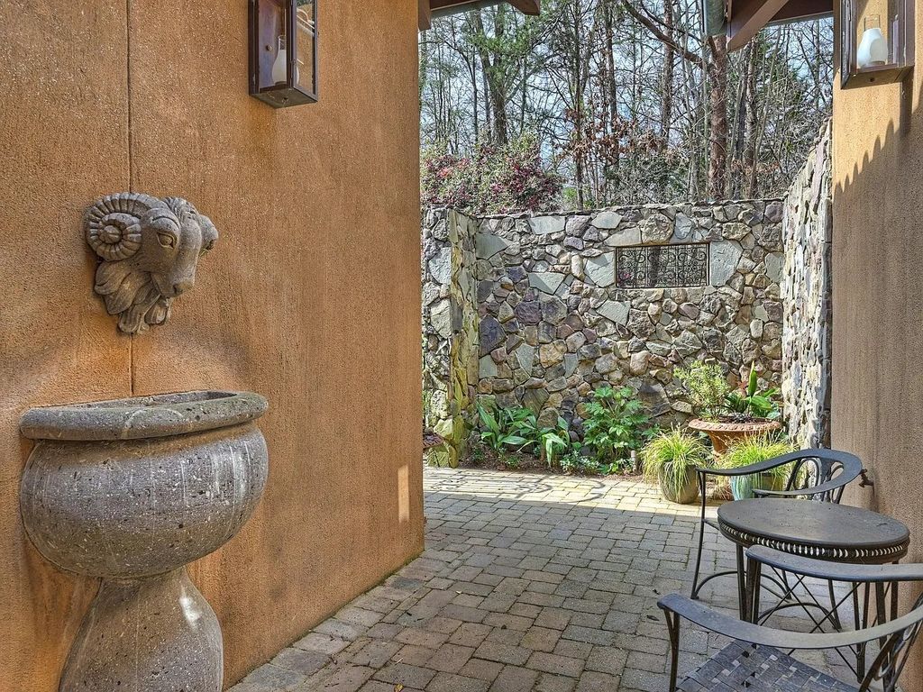 The Estate in Charlotte is thoughtfully designed for entertaining from pool side dinners under the stars or enjoy cocktails on one of your many terraces, now available for sale. This home located at 5403 Gorham Dr, Charlotte, North Carolina