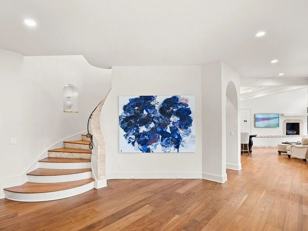 The Estate in Charlotte is thoughtfully designed for entertaining from pool side dinners under the stars or enjoy cocktails on one of your many terraces, now available for sale. This home located at 5403 Gorham Dr, Charlotte, North Carolina