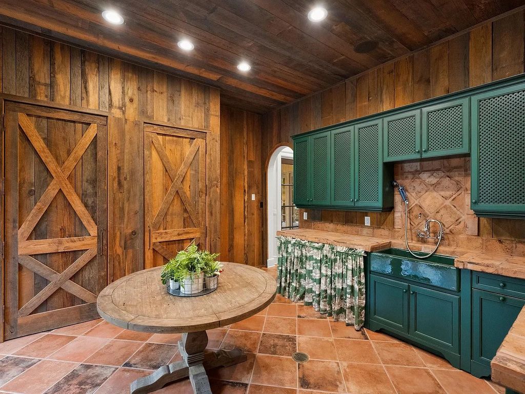 The Estate in Charlotte is thoughtfully designed for entertaining from pool side dinners under the stars or enjoy cocktails on one of your many terraces, now available for sale. This home located at 5403 Gorham Dr, Charlotte, North Carolina