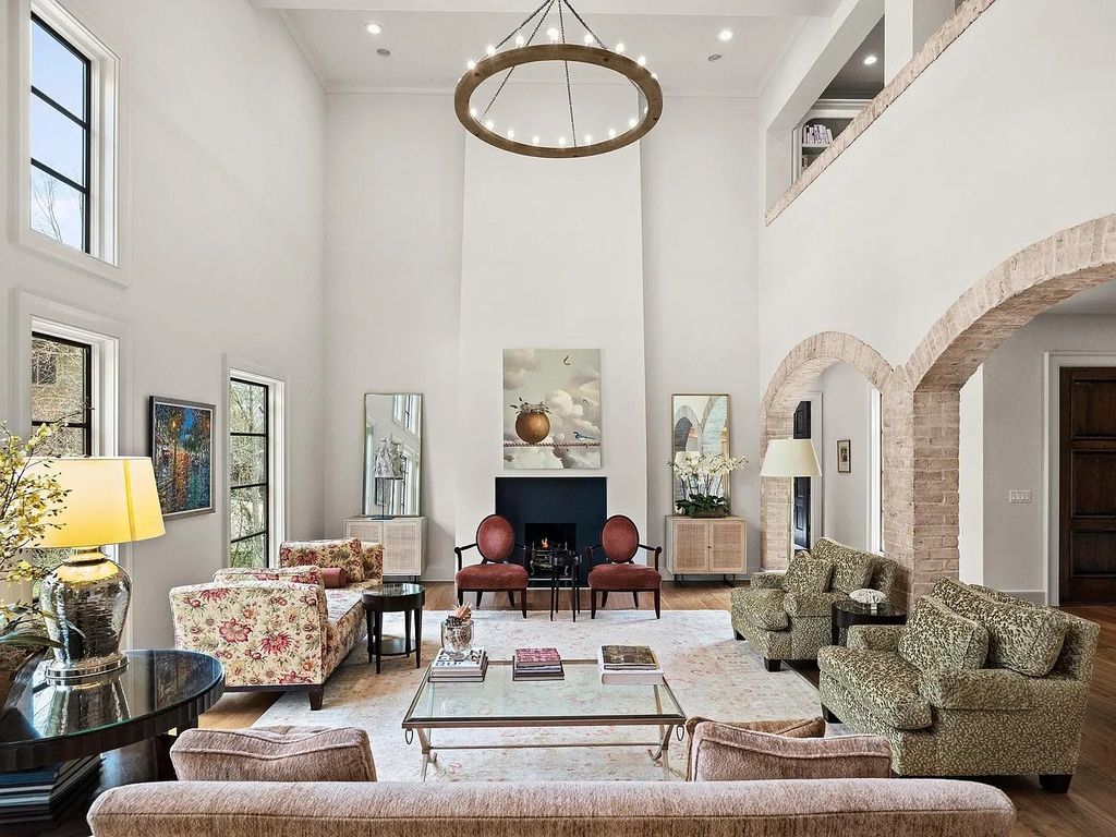 The Estate in Charlotte is thoughtfully designed for entertaining from pool side dinners under the stars or enjoy cocktails on one of your many terraces, now available for sale. This home located at 5403 Gorham Dr, Charlotte, North Carolina