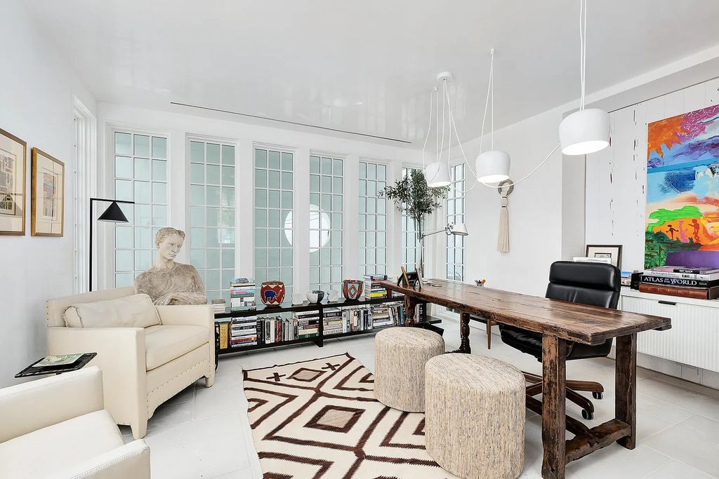 This stunning modernist retreat in the heart of Alys Beach, located at 116 S Charles Street, Inlet Beach, Florida, is a bespoke light-filled home with extraordinary architectural styling and sophisticated interior design.