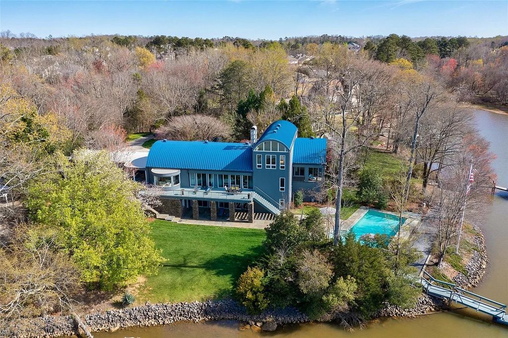 For $3.2M, This is Your Chance to Own Lakefront Property with Bauhaus-style Architecture in Charlotte, NC