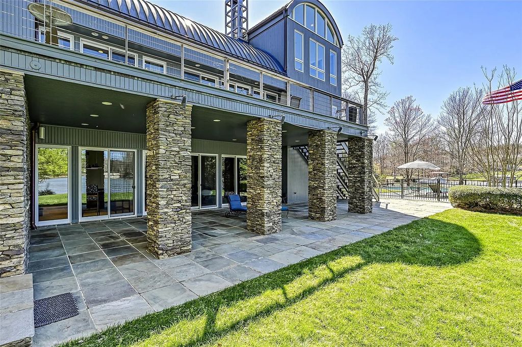 For $3.2M, This is Your Chance to Own Lakefront Property with Bauhaus-style Architecture in Charlotte, NC