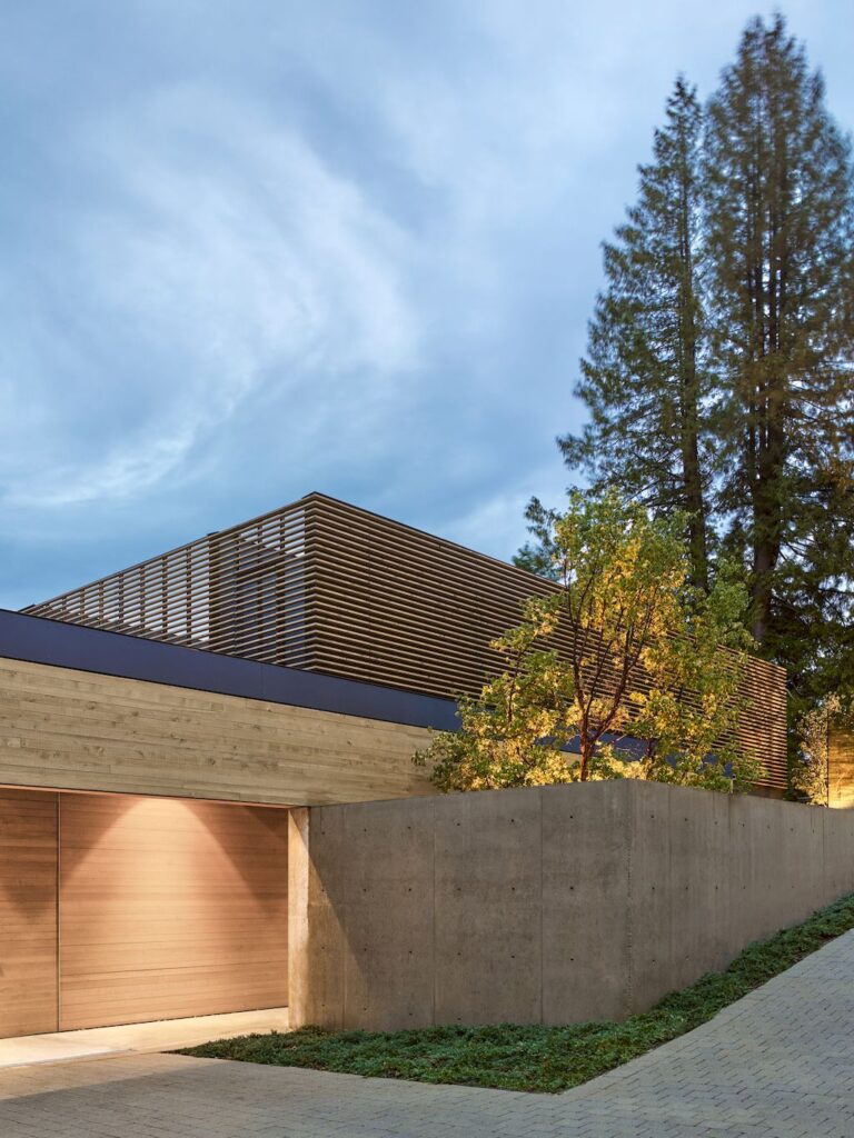 Four Four House with Unobstructed Views of Water by Mcleod Bovell 4