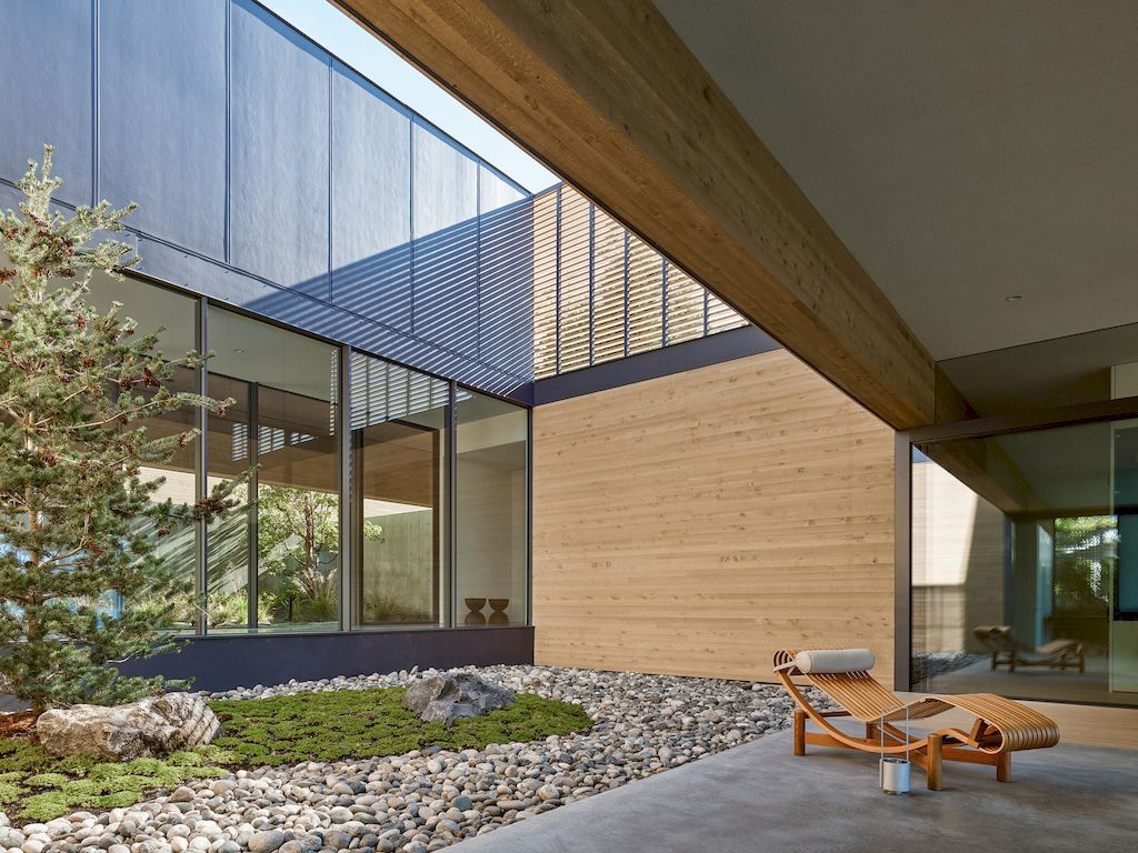 Four & Four House with Unobstructed Views of Water by Mcleod Bovell