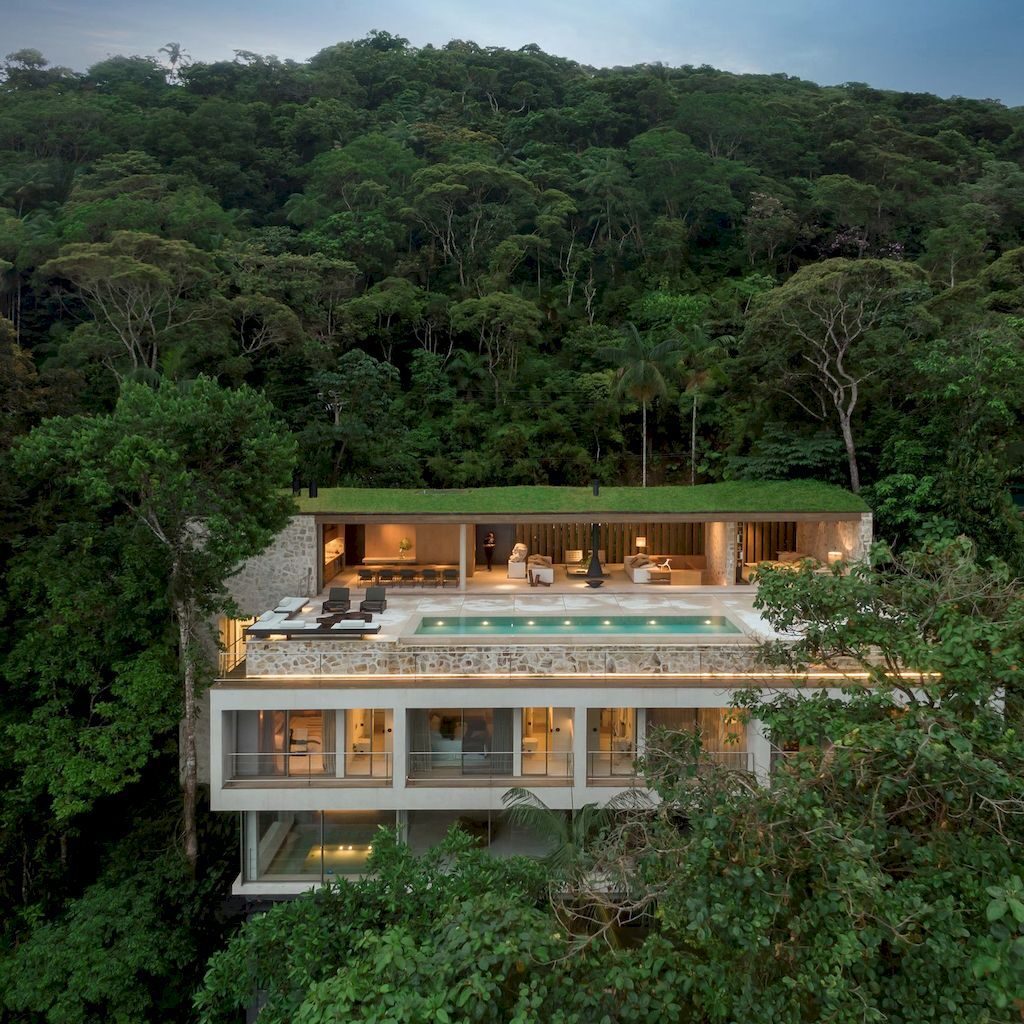 LAB House, stunning home blend in with nature by Studio Arthur Casas
