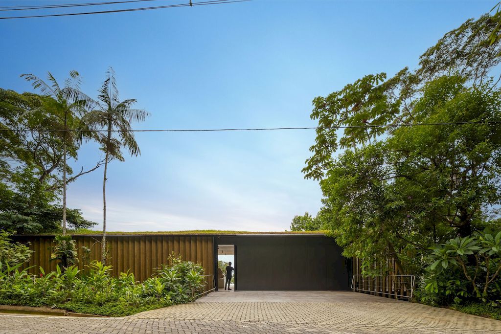 LAB House, stunning home blend in with nature by Studio Arthur Casas