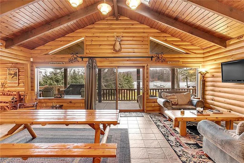 The Estate in Central City is a luxurious home meticulously maintained from the entrance to the inside and landscaping now available for sale. This home located at 196 S Peninsula Dr, Central City, Pennsylvania; offering 05 bedrooms and 05 bathrooms with 4,198 square feet of living spaces.