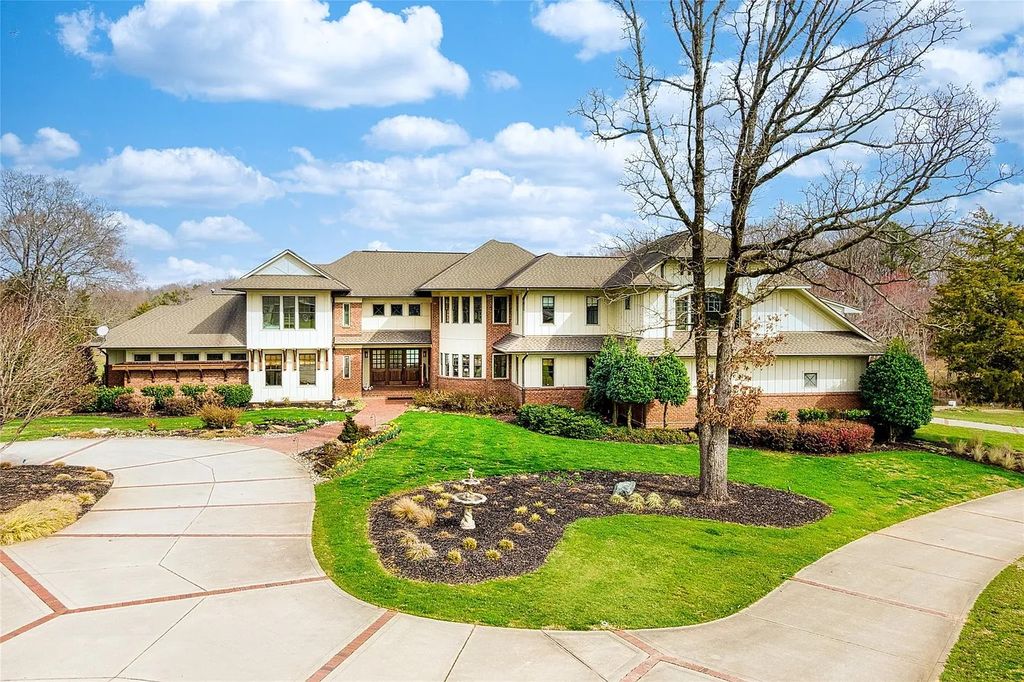 The Estate in Midland is a luxurious home now available for sale. This home located at 13500 Cabarrus Station Rd, Midland, North Carolina