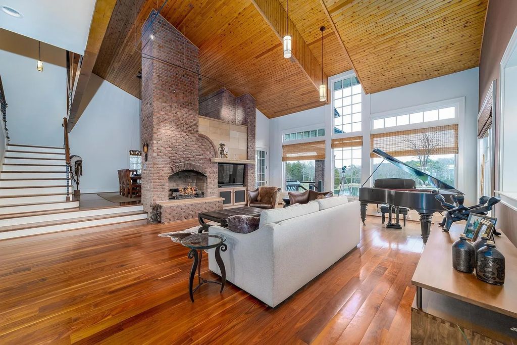 The Estate in Midland is a luxurious home now available for sale. This home located at 13500 Cabarrus Station Rd, Midland, North Carolina